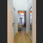 Atmosphere - Modern Flat With Balcony *